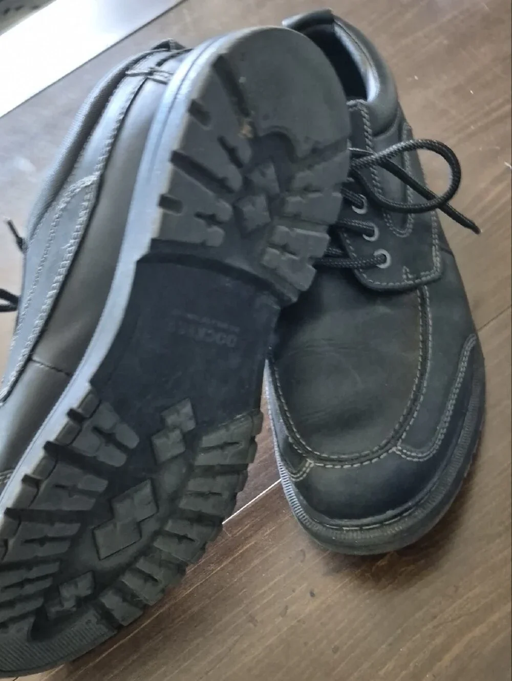 Dockers Men's Black Lace-Up Boat Shoes with Contrast Stitching